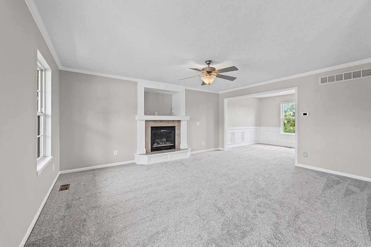 8947 Ne 116th Ter - Photo 2 of 18