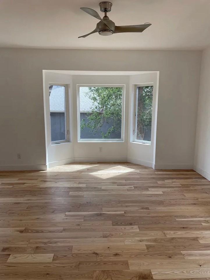 918 13th St - Photo 5 of 26