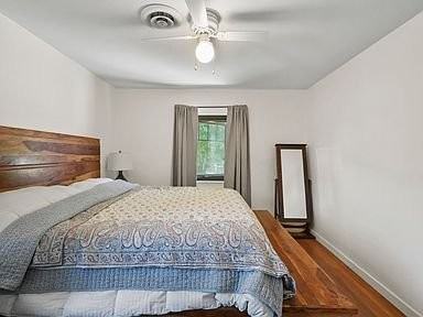 2045 Armour St - Photo 5 of 17