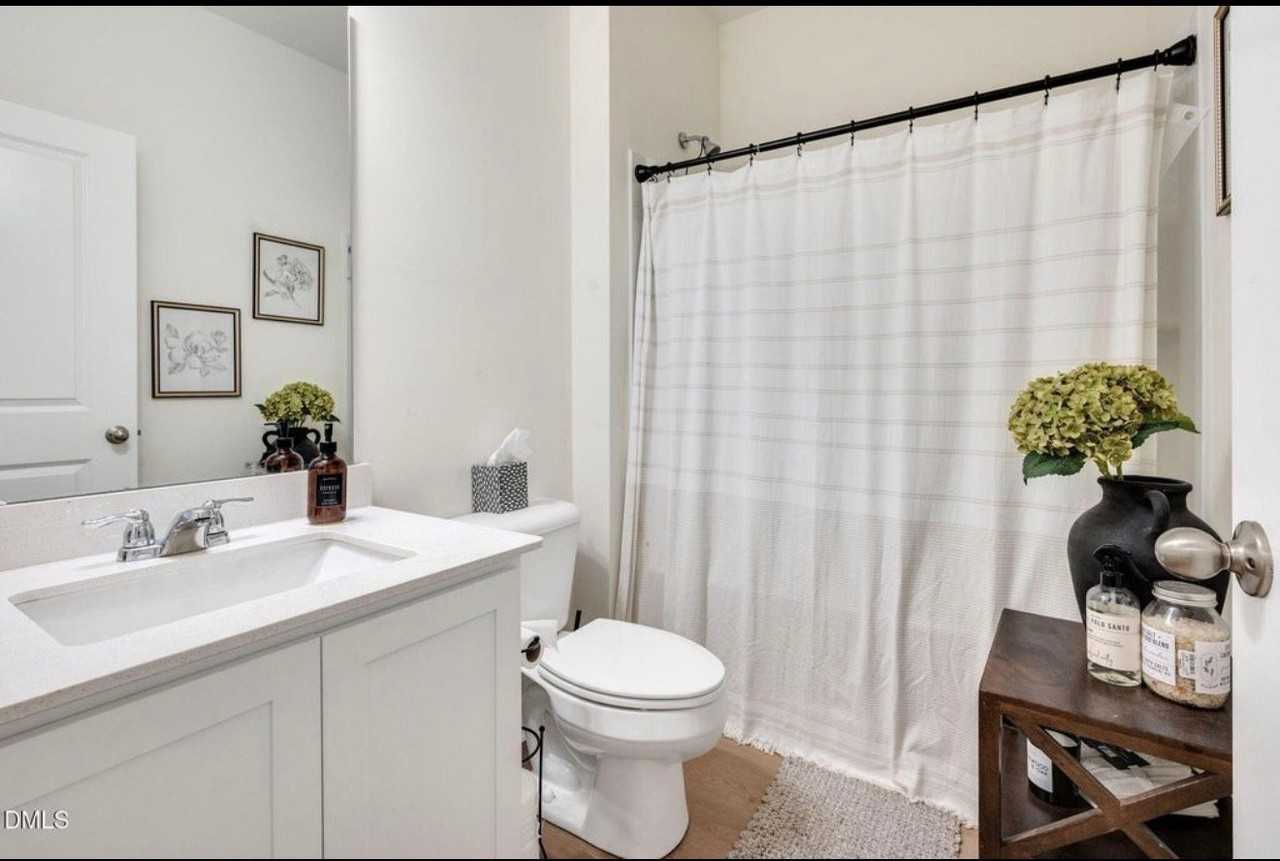 43 Molly Mac Ln - Photo 5 of 13