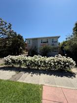 2140 N Beachwood Dr #9 - Photo 1 of 1