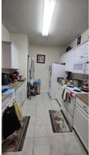 405 Southern Pecan Cir #107 - Photo 2 of 9