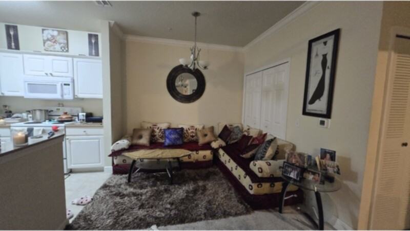 405 Southern Pecan Cir #107 - Photo 4 of 9