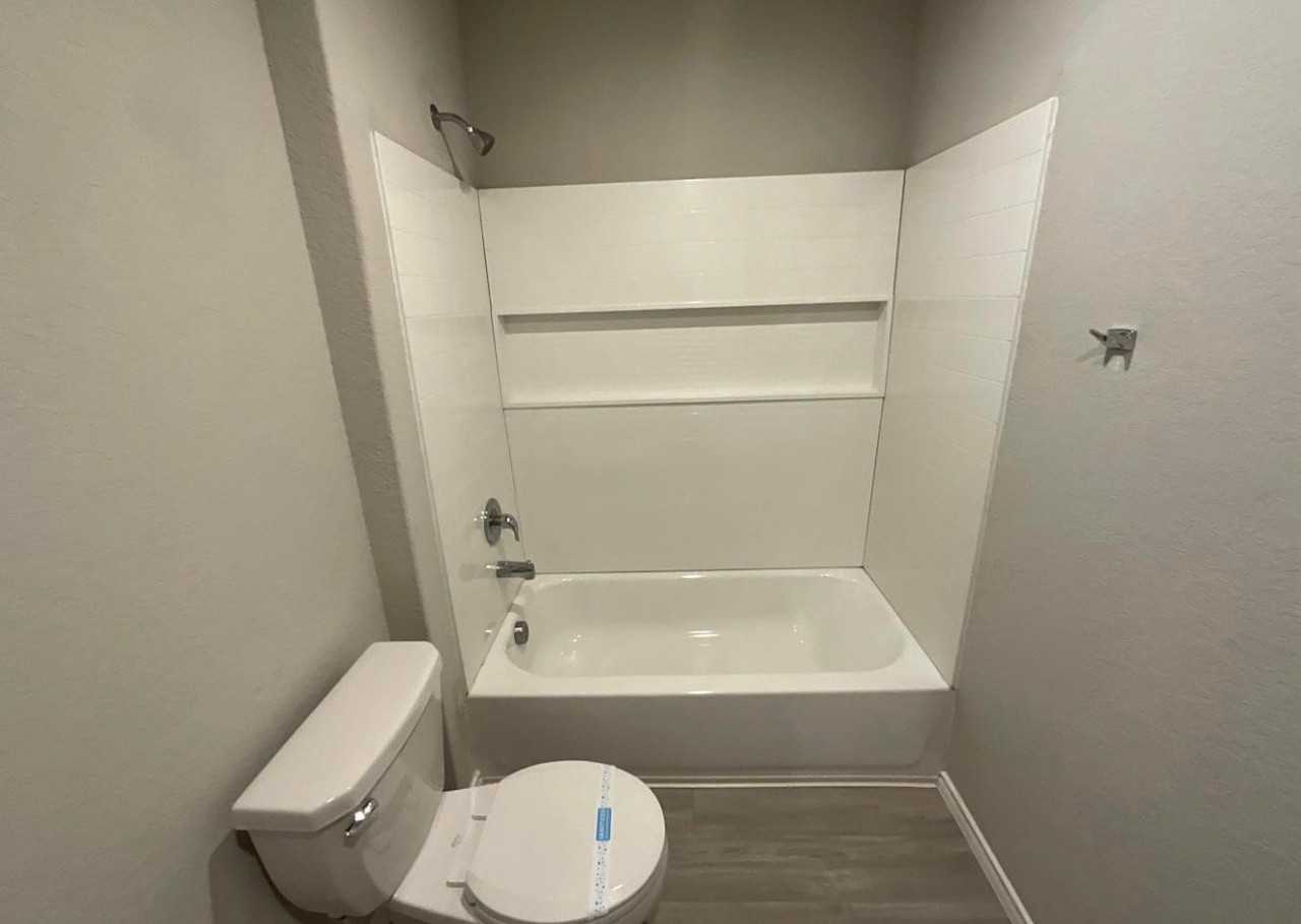 126 Pasadena Pl - Photo 5 of 5
