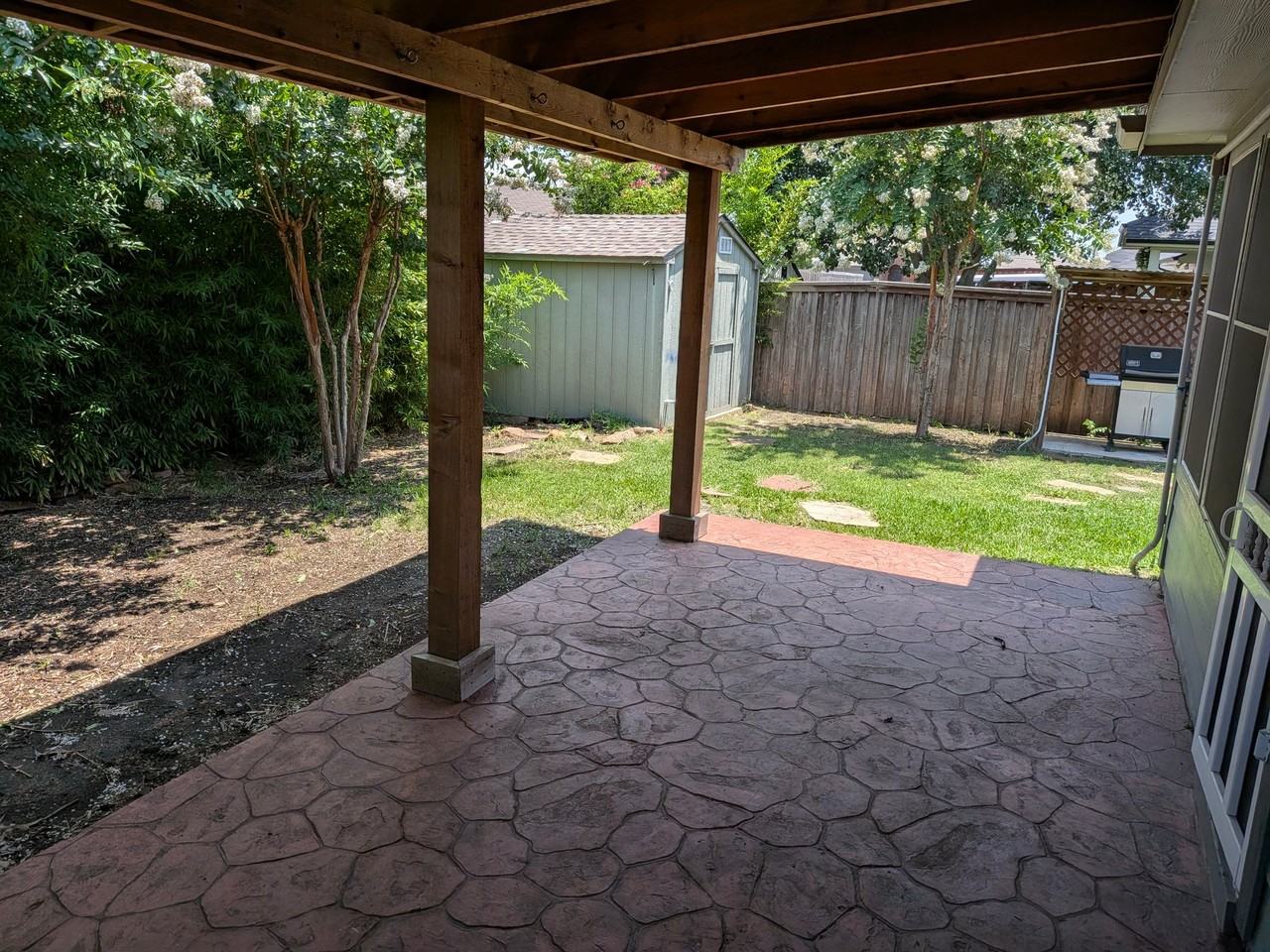 120 Sandy Ln - Photo 4 of 20
