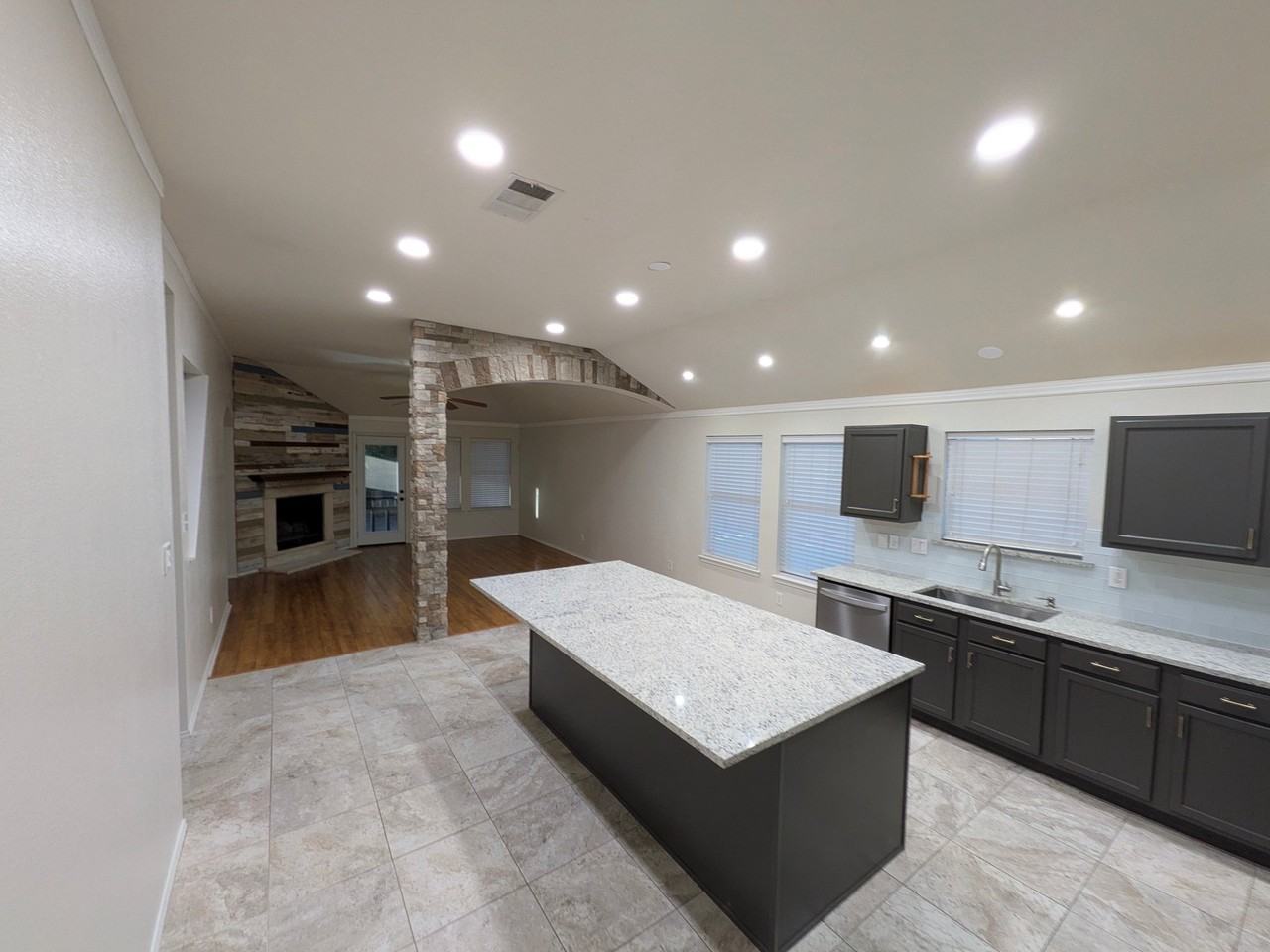120 Sandy Ln - Photo 5 of 20