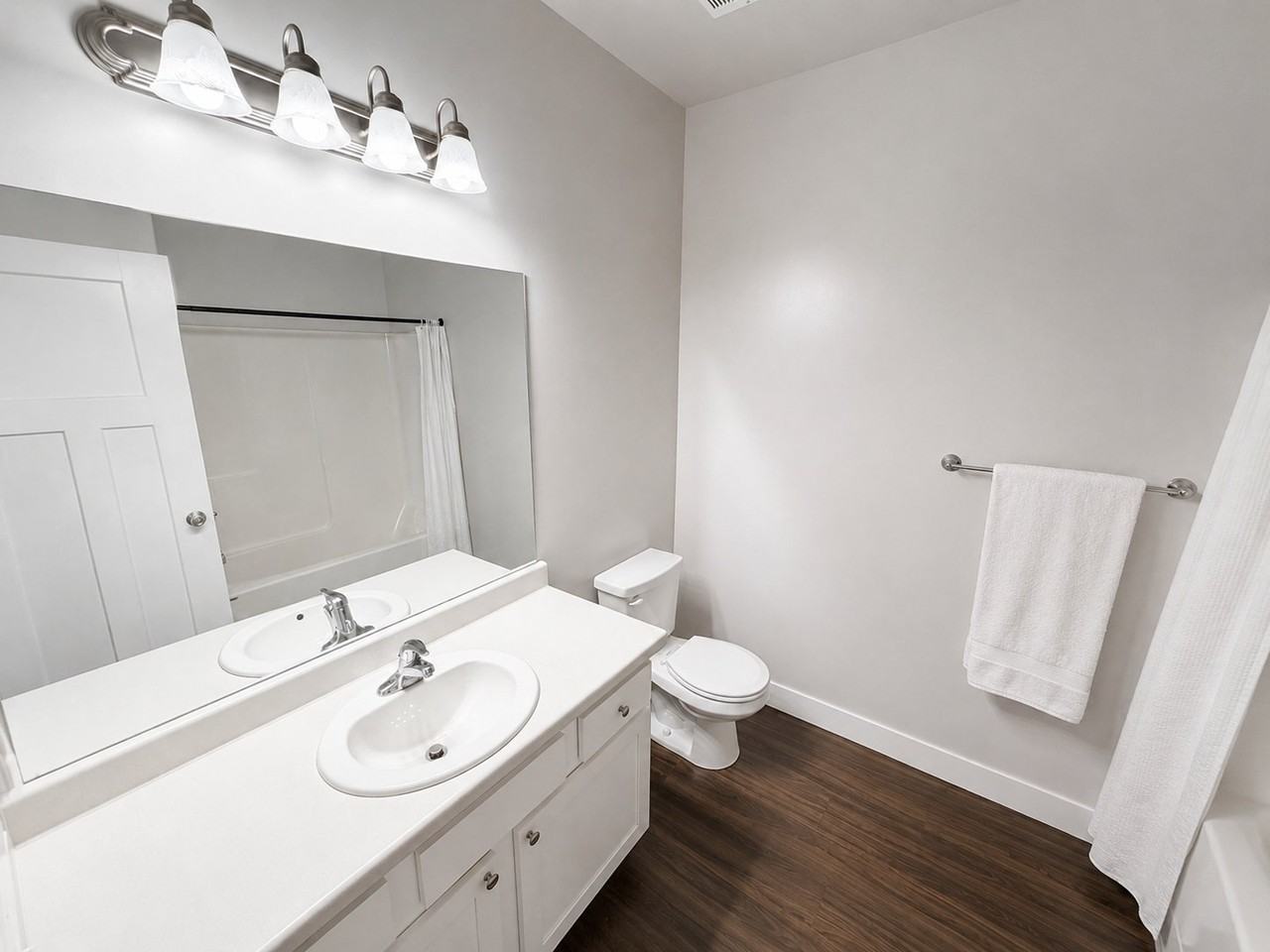 1806 W Newcastle Ln #B304 - Photo 7 of 10