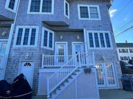 featured image of 17 Bradford St