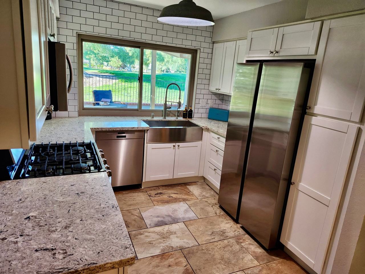 3177 Bel Air Dr - Photo 5 of 20