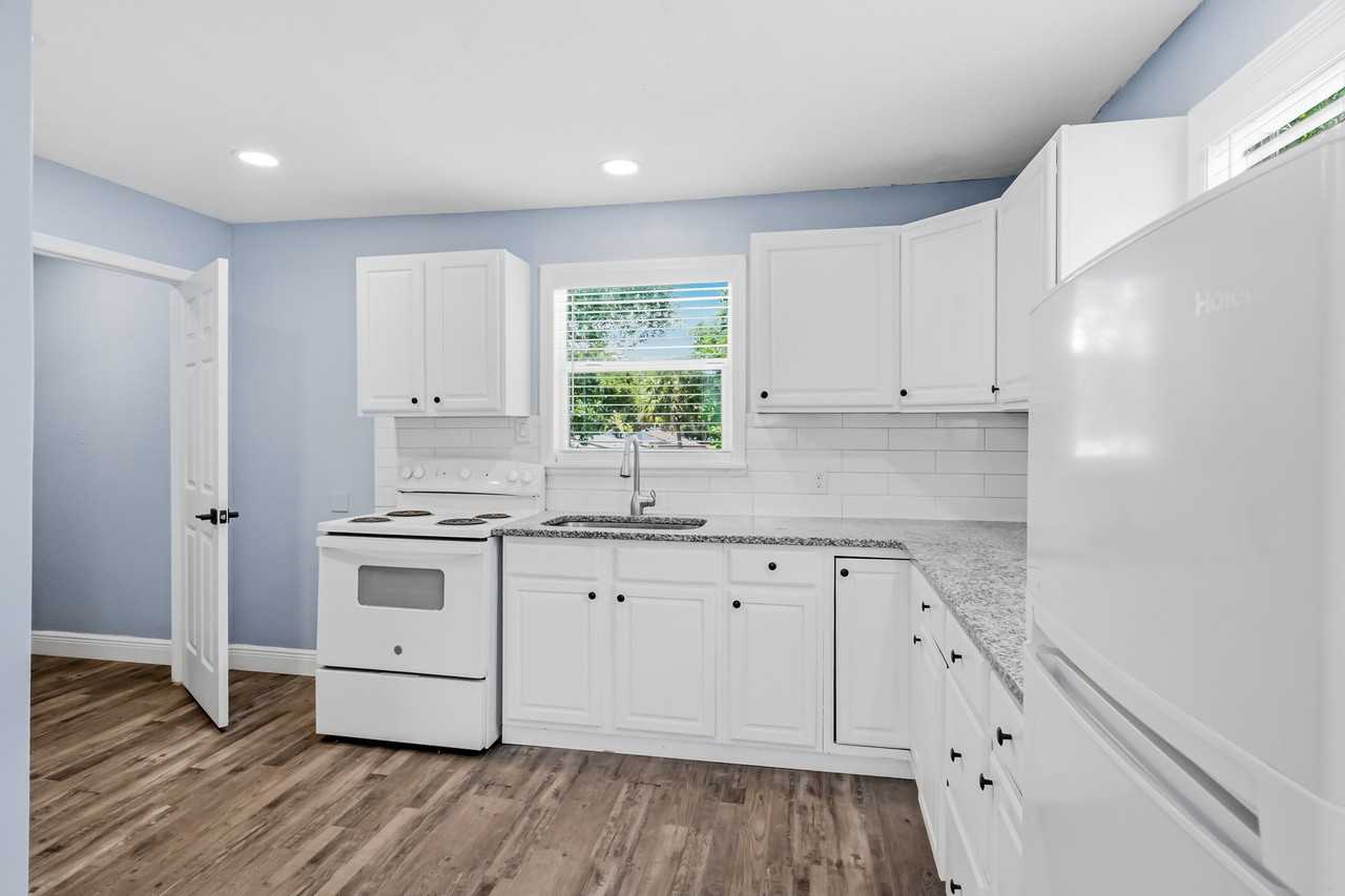 7181 49th Ave N #2 - Photo 6 of 20