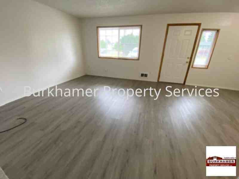 408 N 14th St #1 - Photo 3 of 12