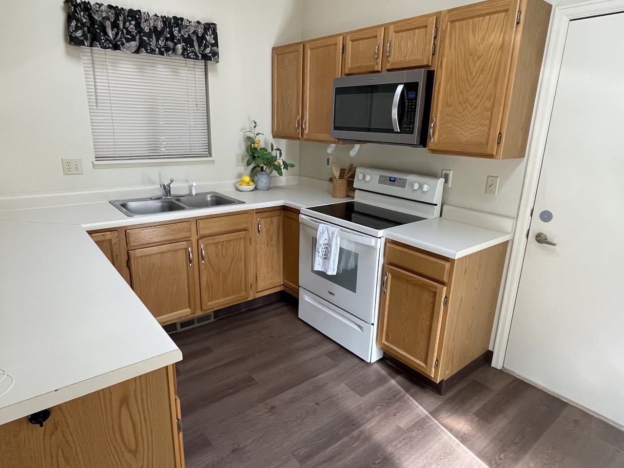 2538 Patriot Hts #2538 - Photo 4 of 15