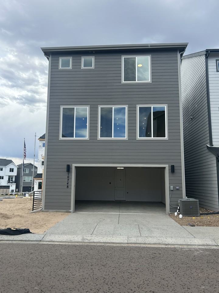 10748 Lewanee Pt #NA - Photo 2 of 10