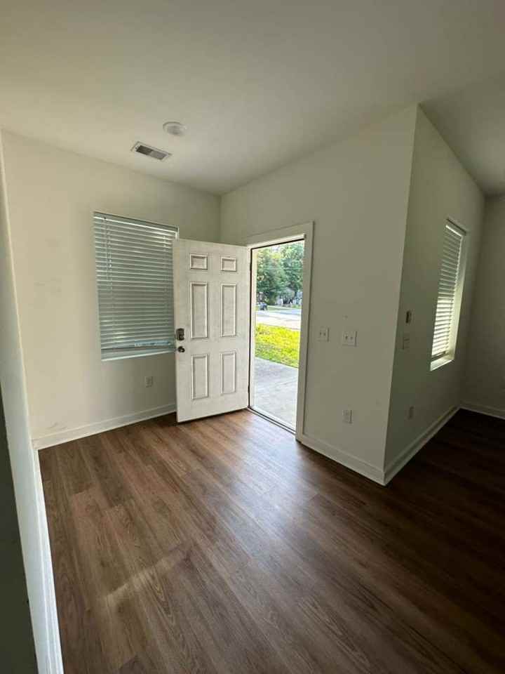 2635 S Allen Dr #NA - Photo 2 of 13