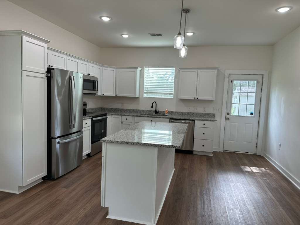 2635 S Allen Dr #NA - Photo 4 of 13