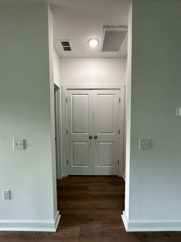 2635 S Allen Dr #NA - Photo 5 of 13