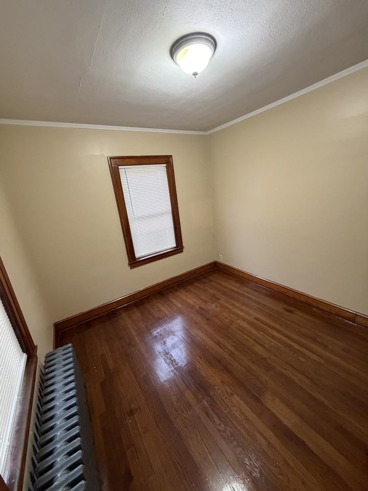 23 Harbison Ave #1 - Photo 5 of 10