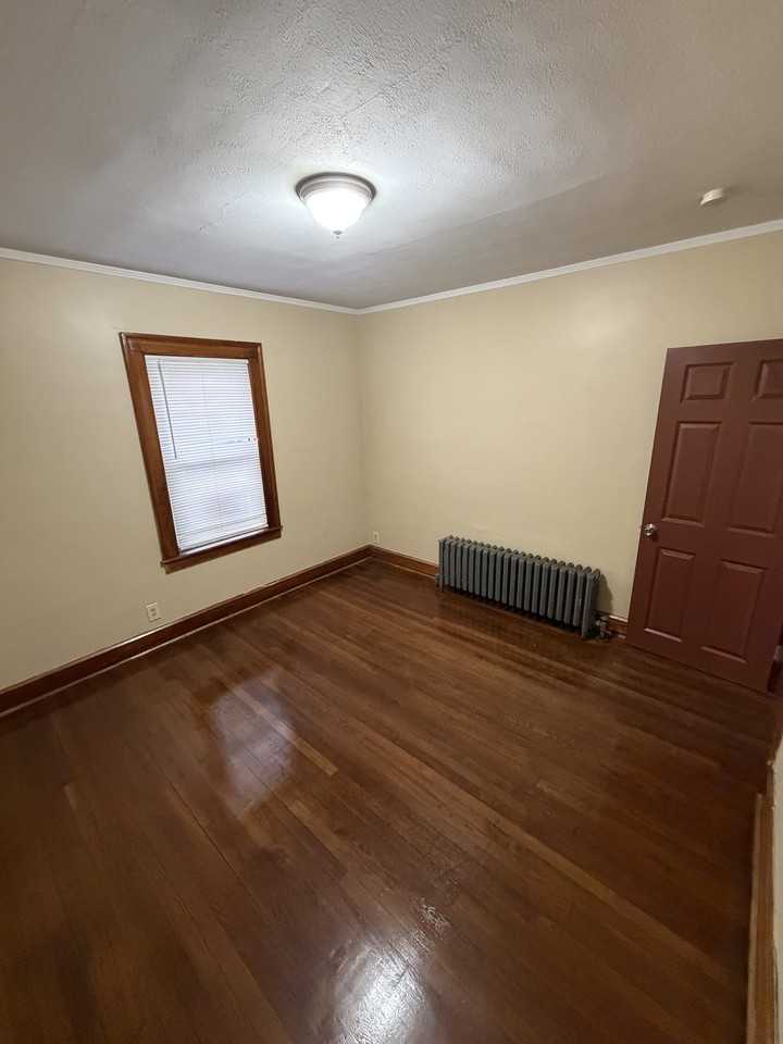 23 Harbison Ave #1 - Photo 6 of 10