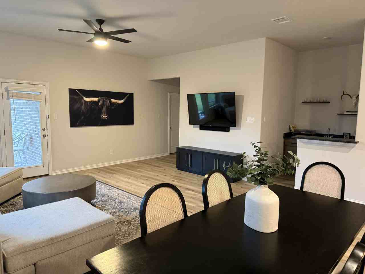 1072 Tara Ct #NA - Photo 7 of 34