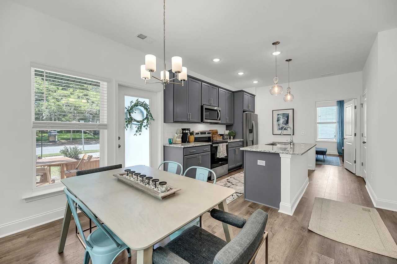 1708 Cayla St #1708 - Photo 4 of 12