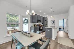 featured image of 1708 Cayla St #1708