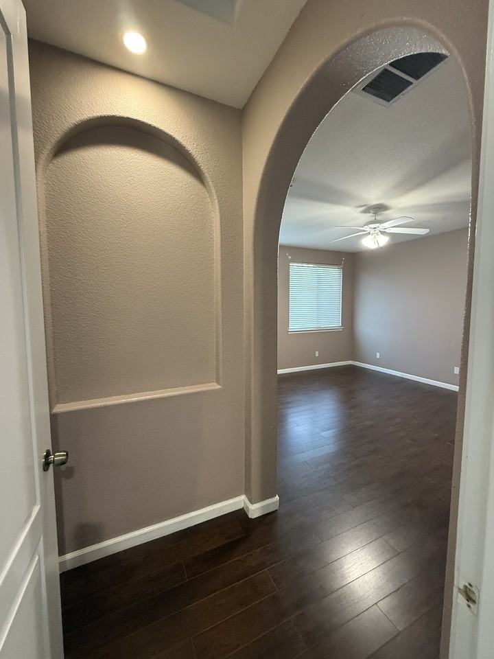 1661 Columbus Rd #NA - Photo 6 of 21