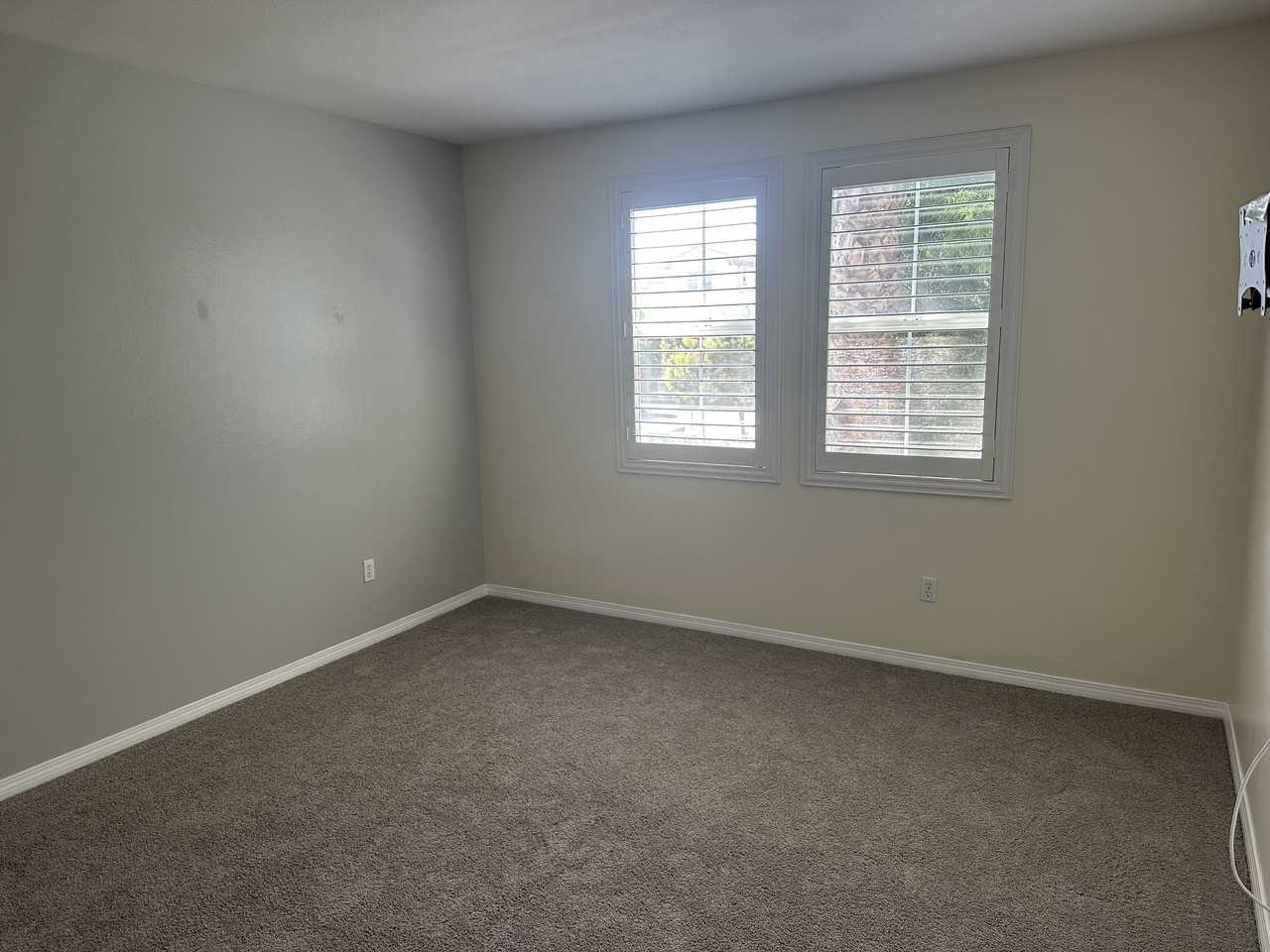 Riverdale Ct #709 - Photo 5 of 9