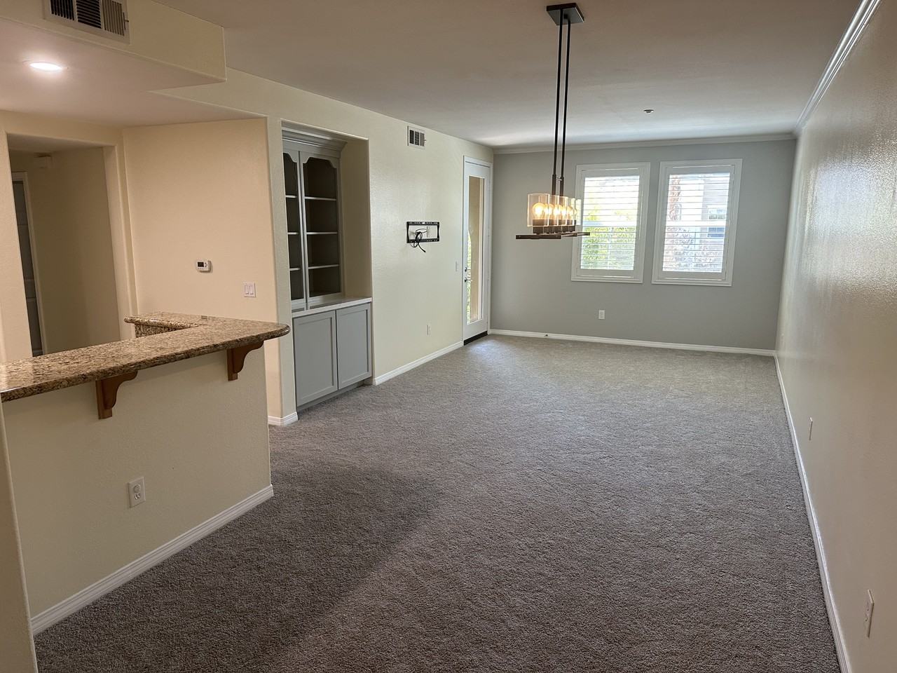 Riverdale Ct #709 - Photo 7 of 9