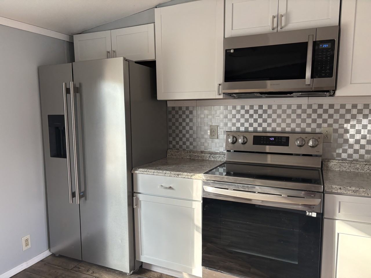 608 Broadway St #NA - Photo 5 of 13