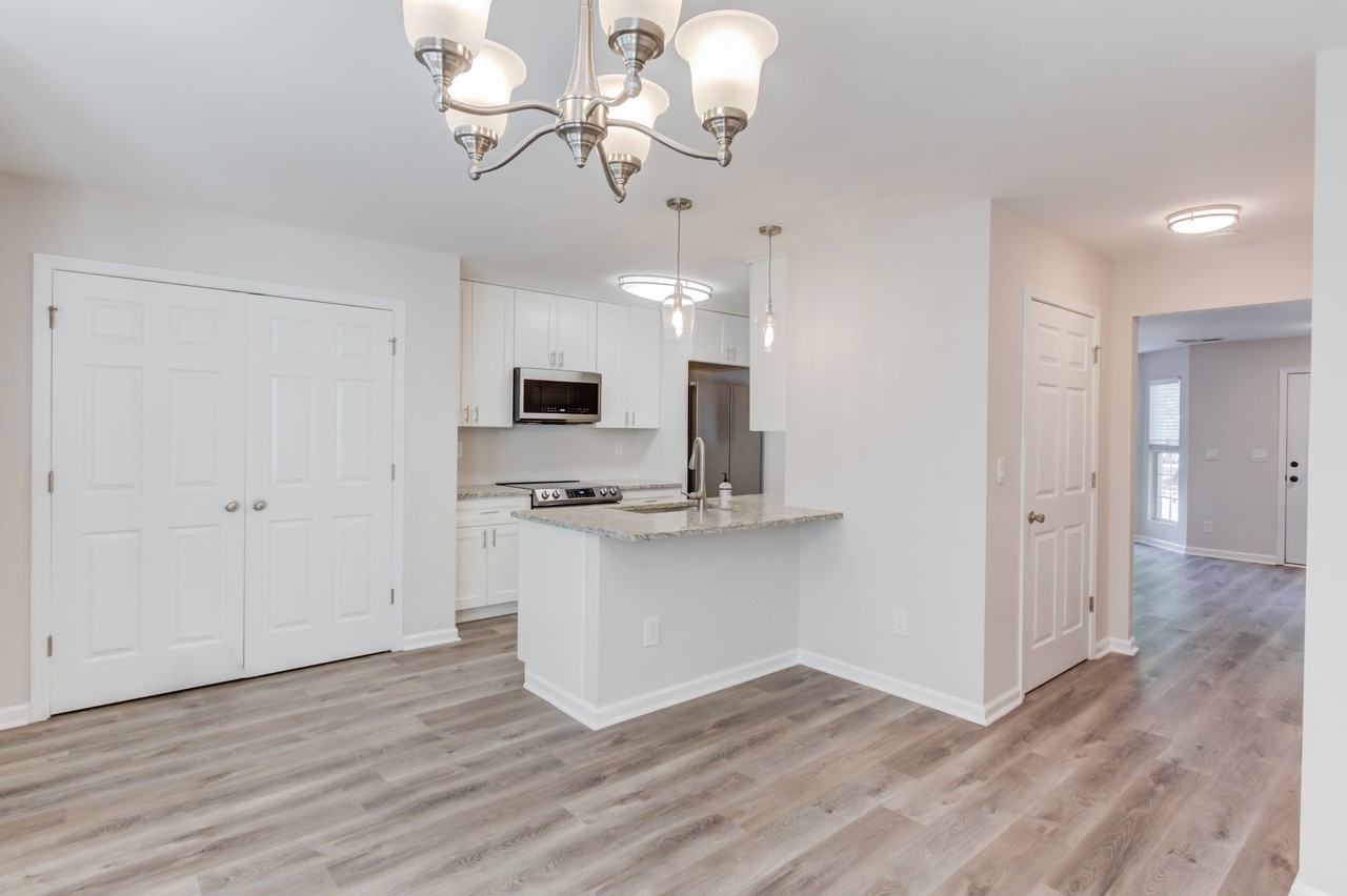2776 Valley Green Dr - Photo 6 of 20