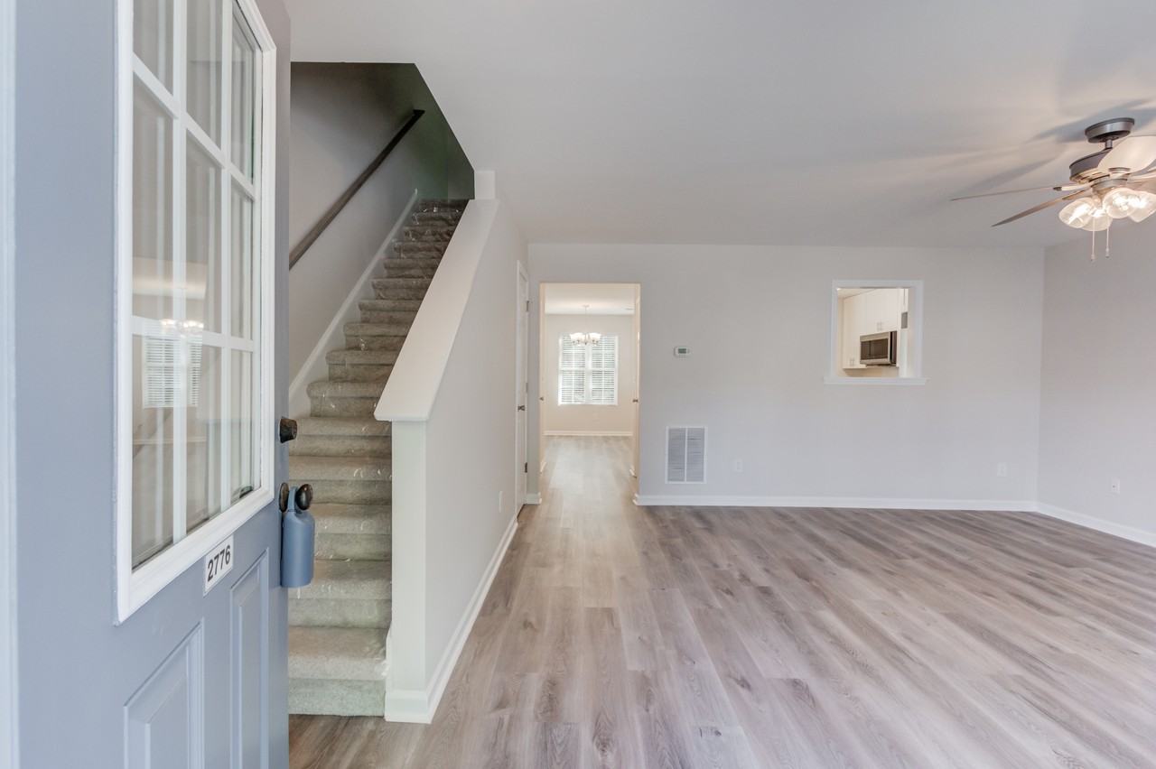 2776 Valley Green Dr - Photo 3 of 20