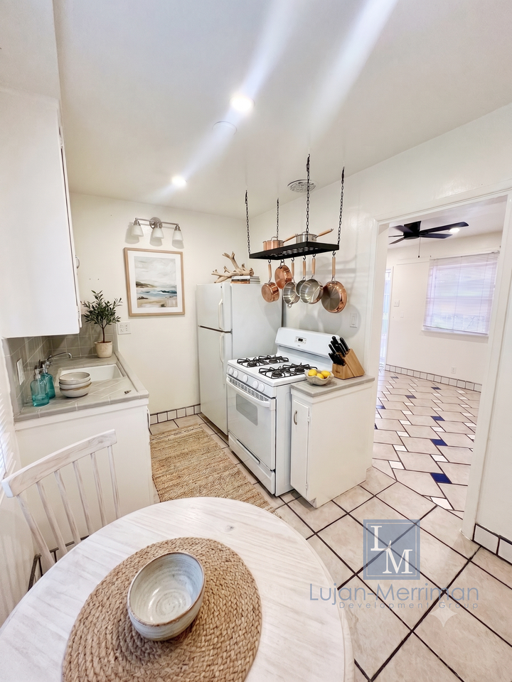 4109 East Ocean Boulevard #2