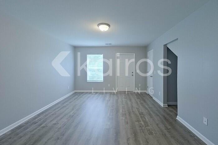 110 Tybo Dr - Photo 2 of 28