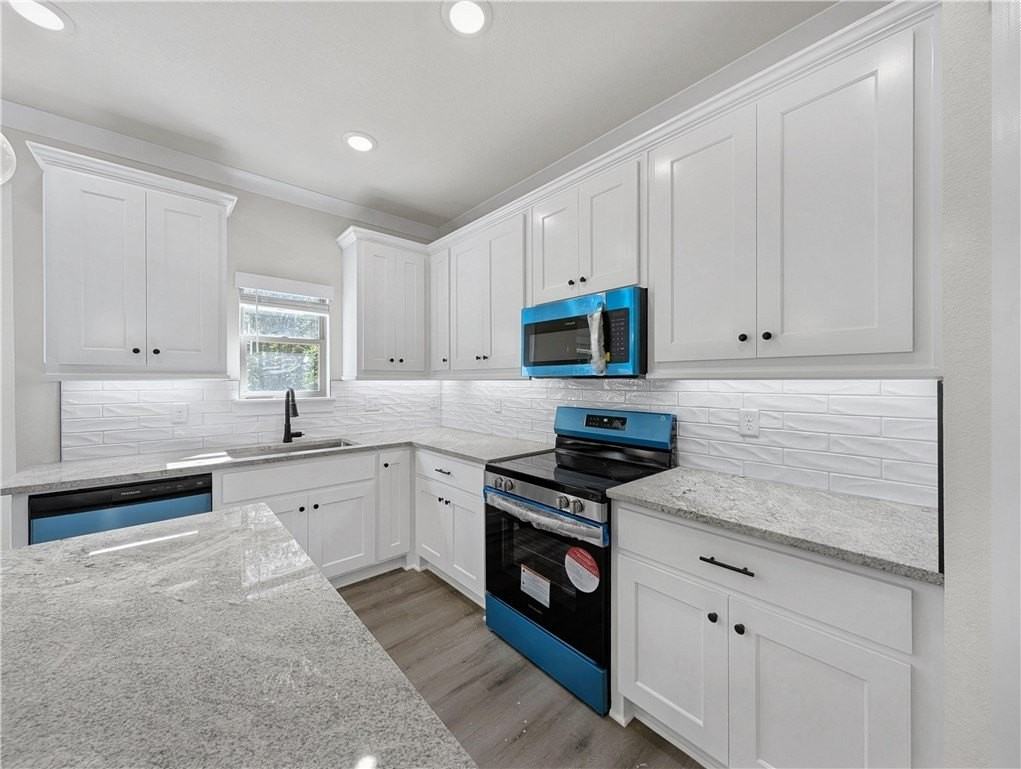 284 Stoneykirk Dr - Photo 6 of 22