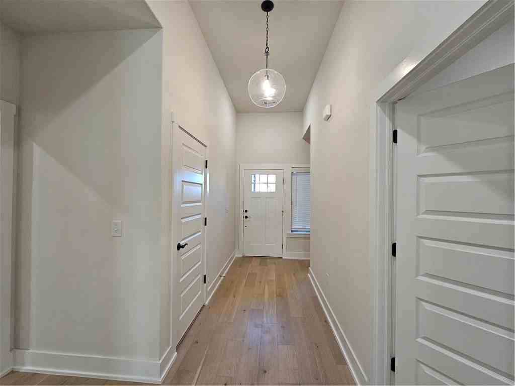7207 Sw Walnut Grove Ave - Photo 2 of 36