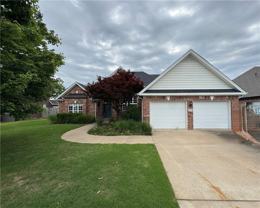 407 Lyndal Ln - Photo 1 of 1