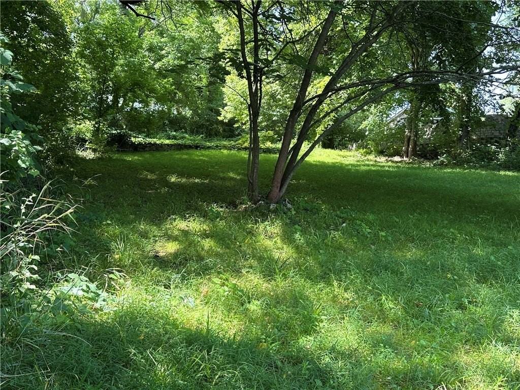 614 W Central Ave - Photo 3 of 4