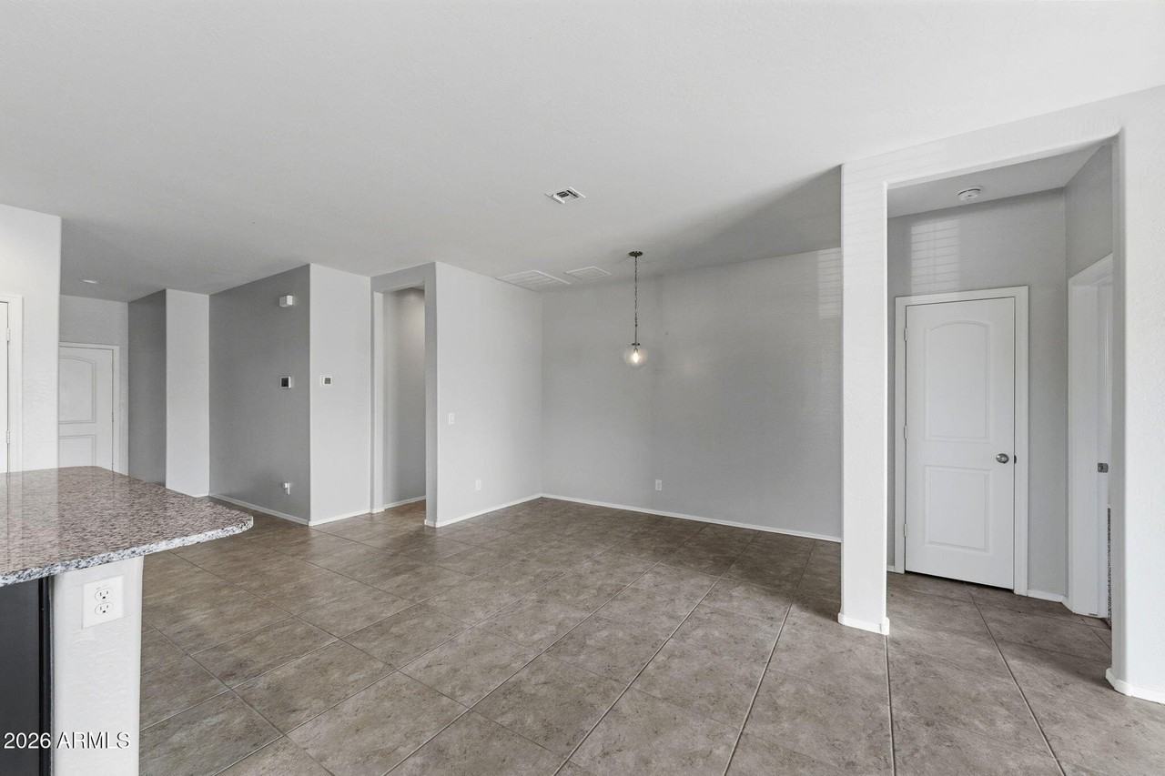 17878 N Pietra Rd - Photo 6 of 28