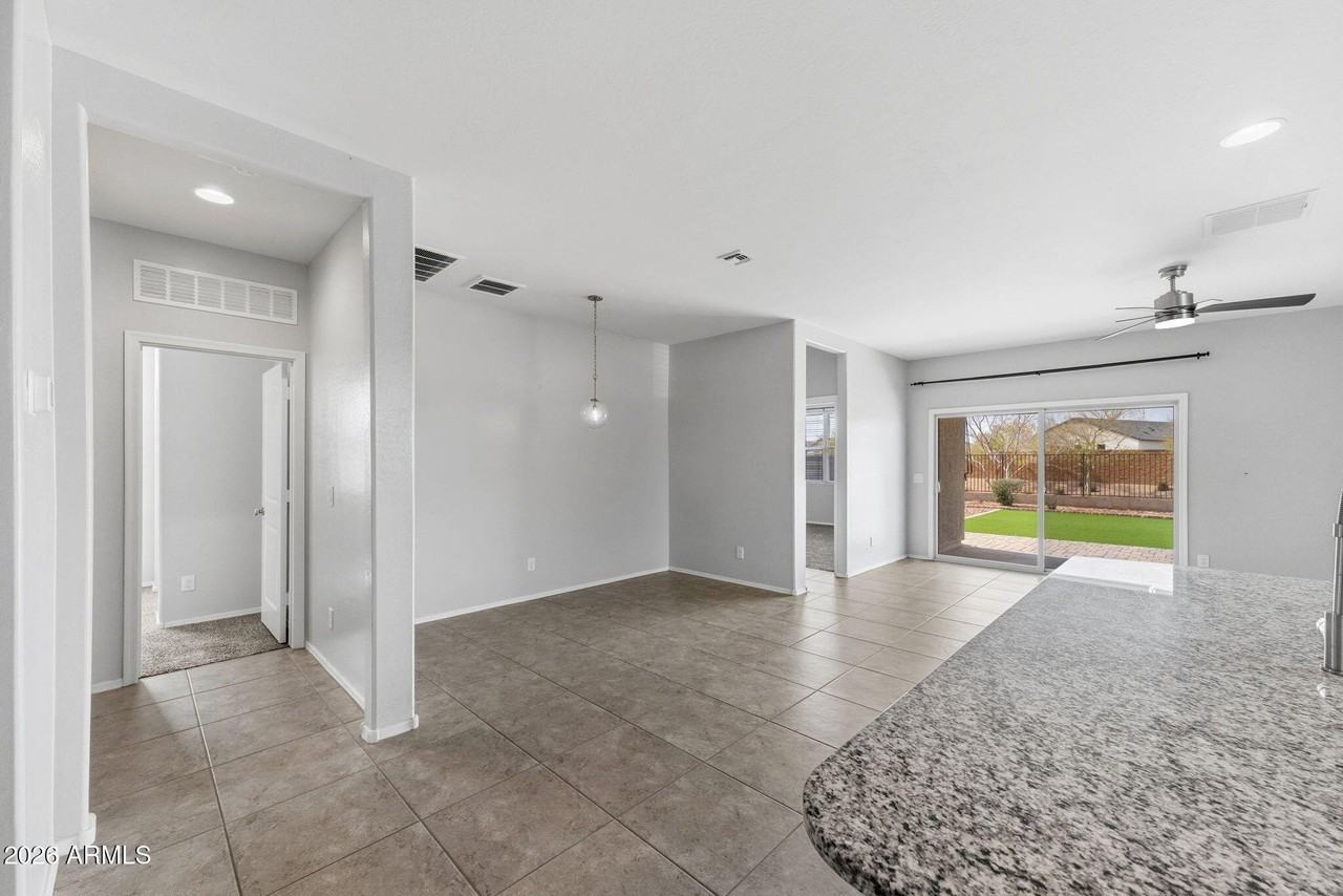 17878 N Pietra Rd - Photo 7 of 28