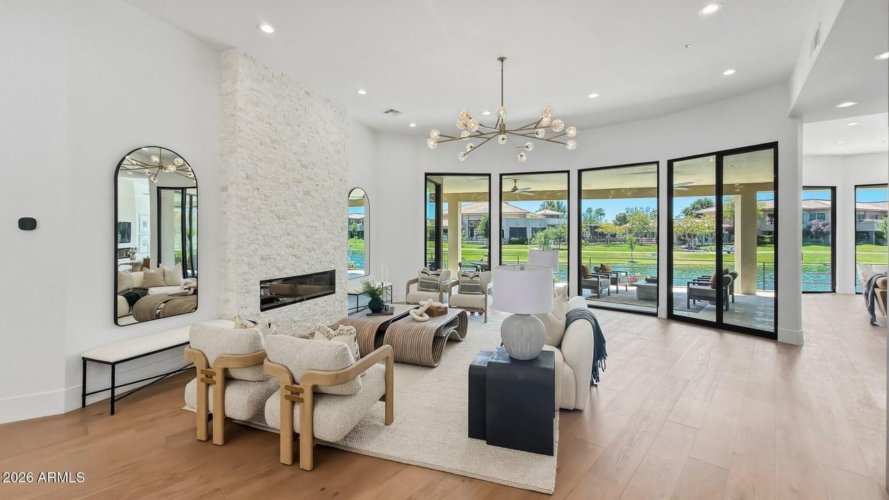 8429 E Del Camino Dr - Photo 3 of 45