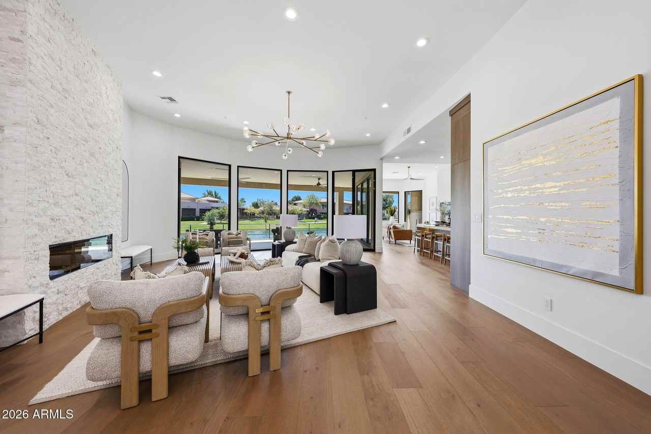 8429 E Del Camino Dr - Photo 6 of 45