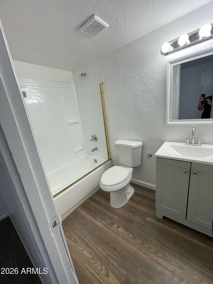 6726 W Monterosa St - Photo 4 of 7