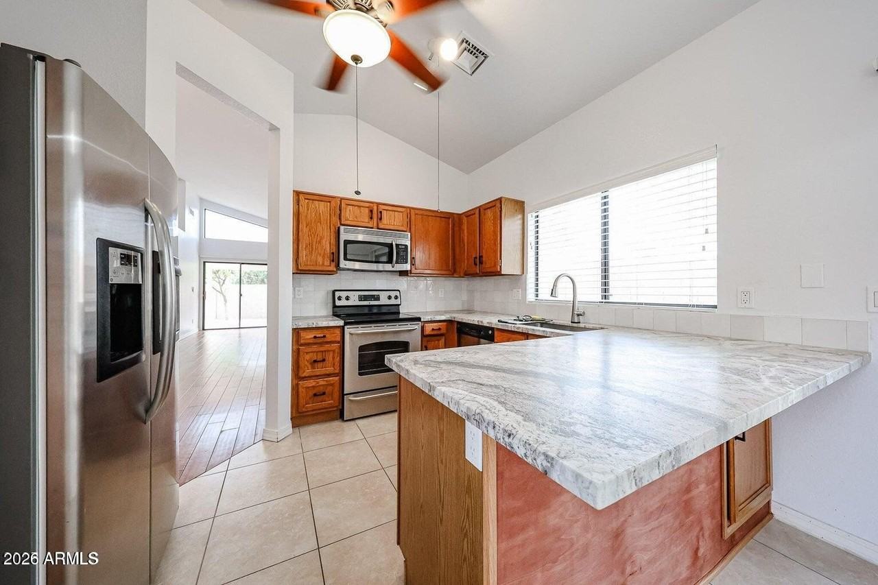 9429 E Camino Del Santo - Photo 6 of 24