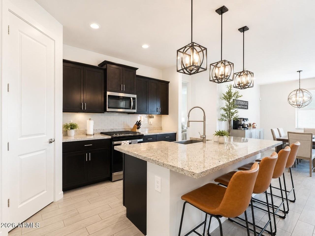 17341 W Sanna St - Photo 2 of 14
