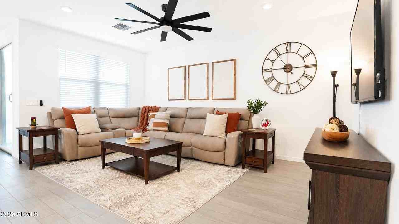 17341 W Sanna St - Photo 3 of 14
