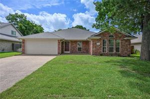 featured image of 1407 Fincastle Loop