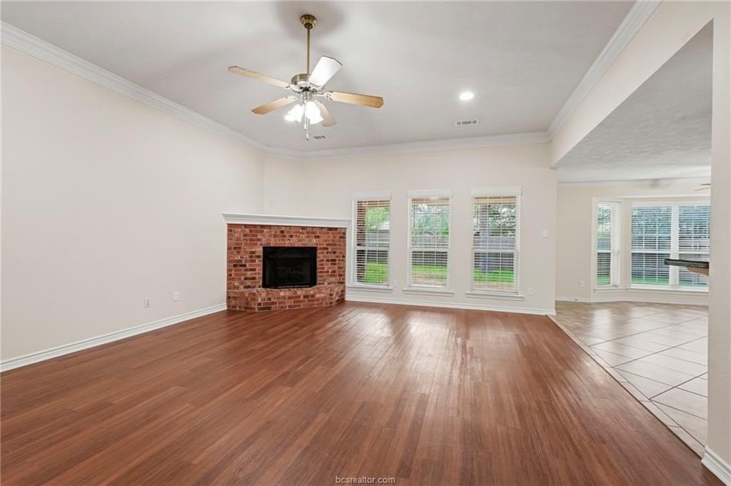 1407 Fincastle Loop - Photo 3 of 19