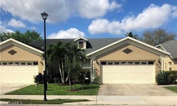 8216 Ibis Cove Cir #B215 - Photo 5 of 30