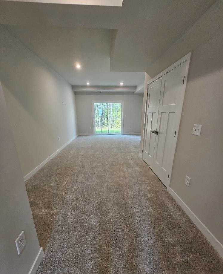 303 Golan Cir - Photo 4 of 32