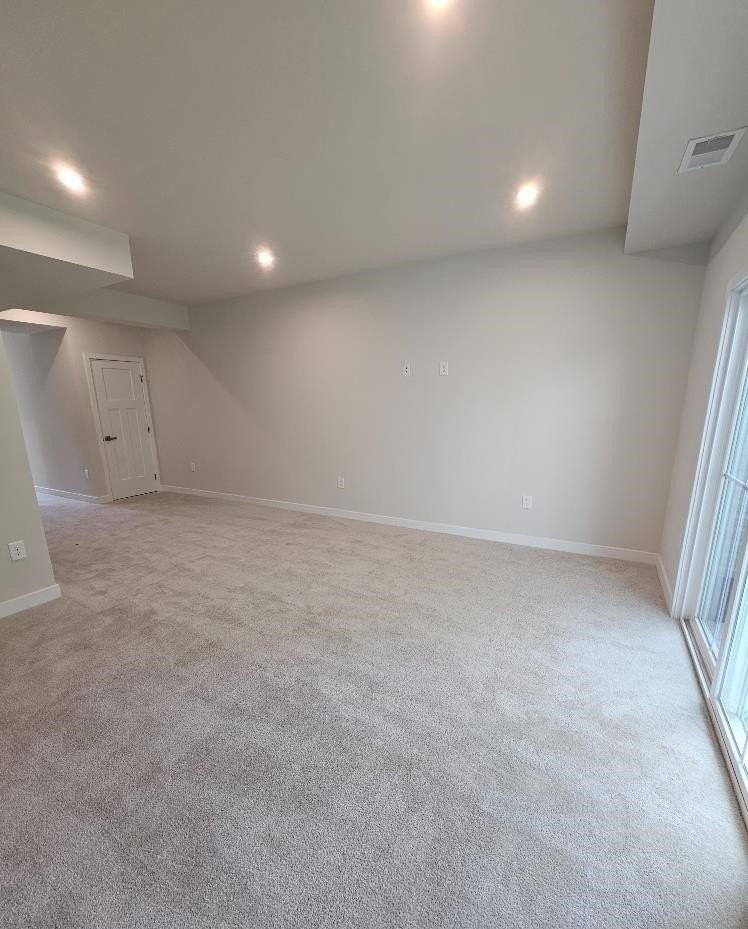303 Golan Cir - Photo 7 of 32